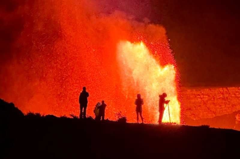 印尼火山自由行必備攻略！5大火山景點、10日深度行程與安全指南​
  